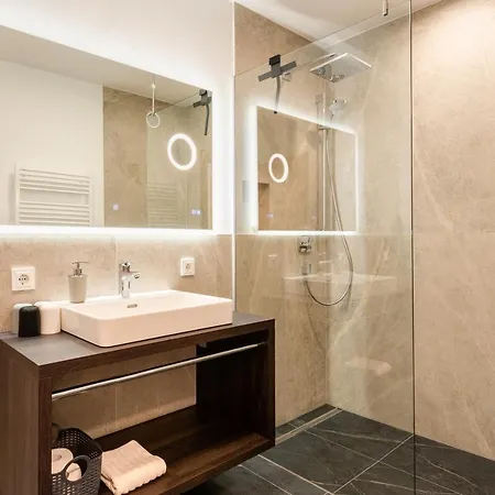 Am Roemerweg - * Σανκτ Αντόν αμ Άλμπεργκ